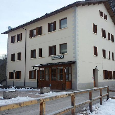 Casa Alpina Sacro Cuore Канале-д'Агордо Экстерьер фото